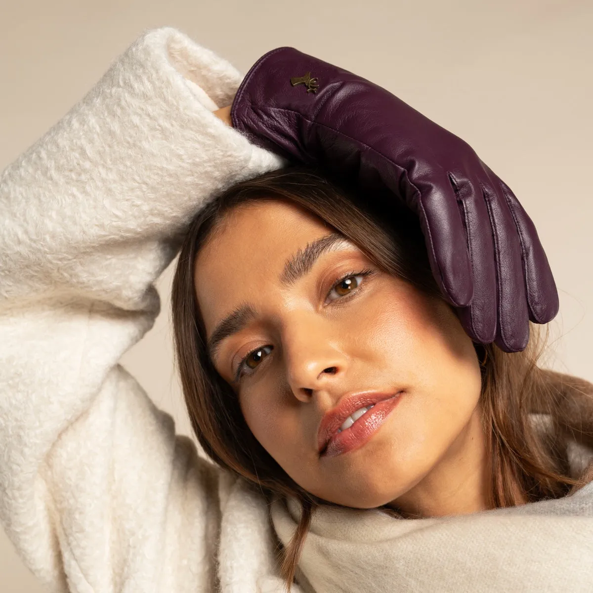 Ivy (purple) - sheepskin leather gloves with wool/cashmere lining & touchscreen feature