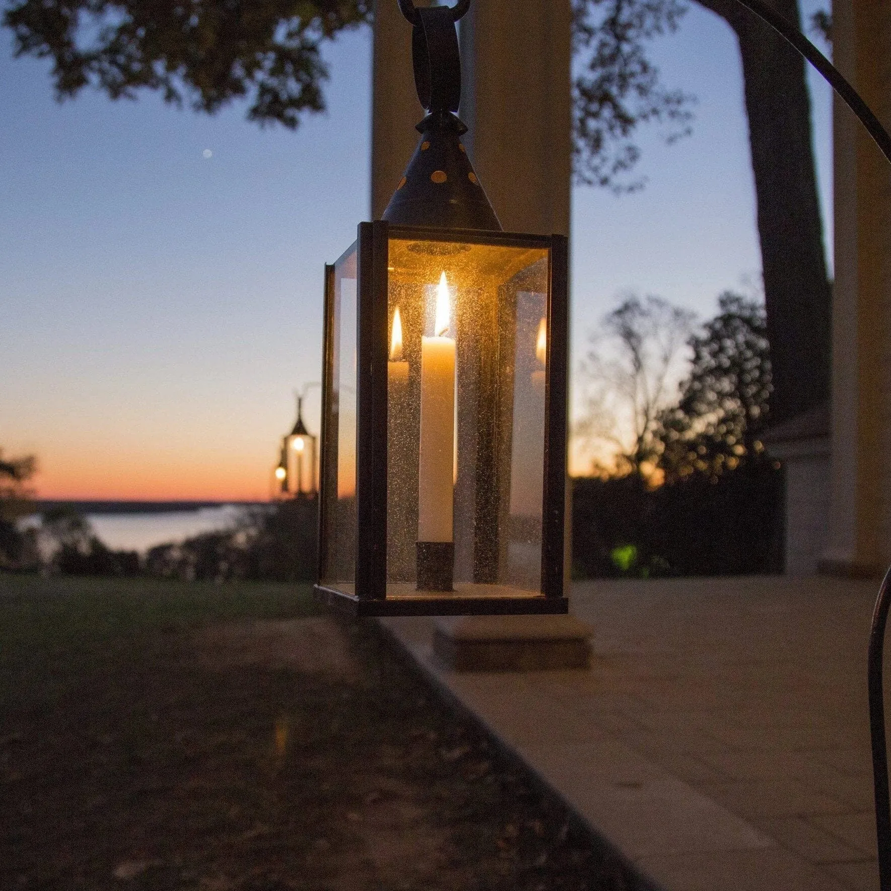 Mount Vernon Colonial Black Lantern